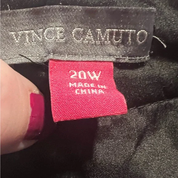 Vince Camuto Black and White Houndstooth Skirt NWOT - Picture 7 of 7